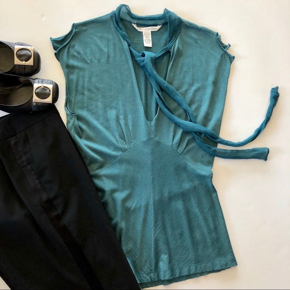 Diane Von Furstenberg Tops - DVF Pussy Bow Blouse